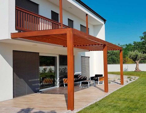 Pergola donnant sur une terrasse